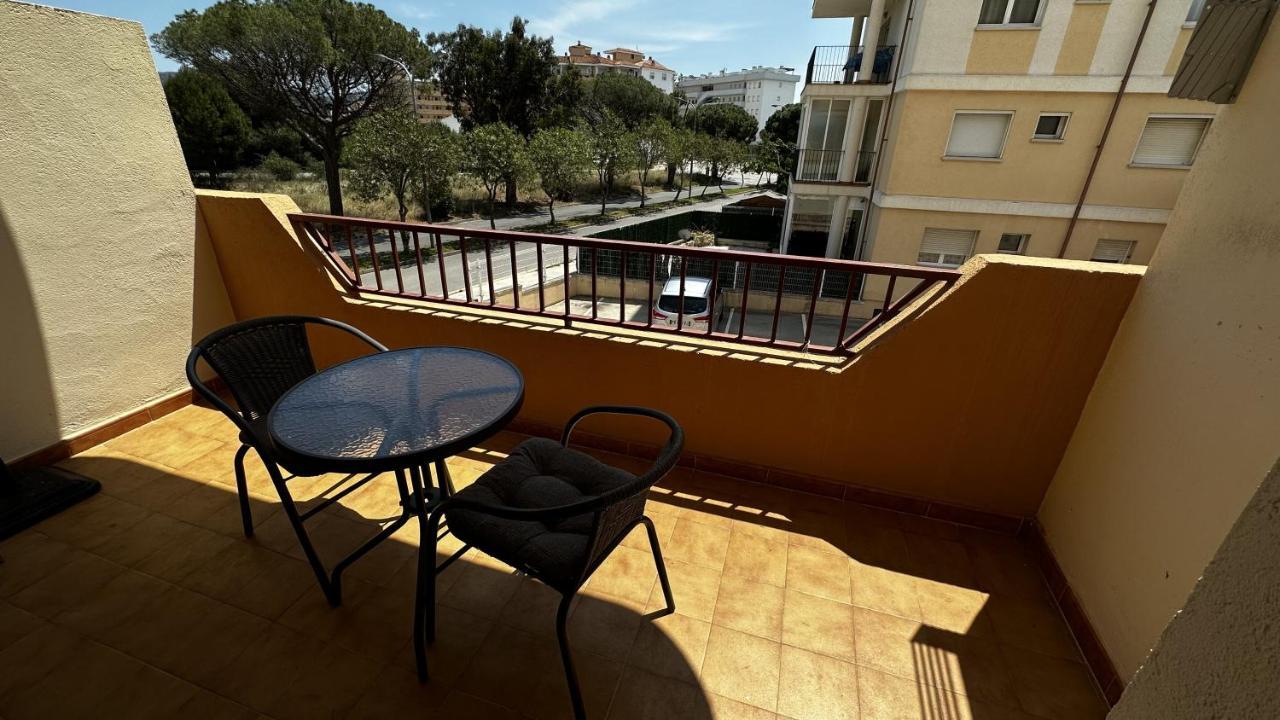 Apartamento De Playa En Santa Margarita. Roses Exterior foto